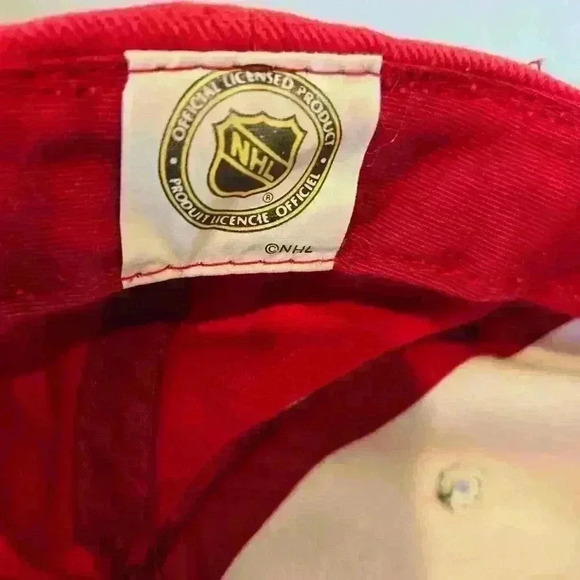 Detroit Red Wings Annco Red NHL Adjustable Baseball Cap Youth Size - Picture 4 of 10